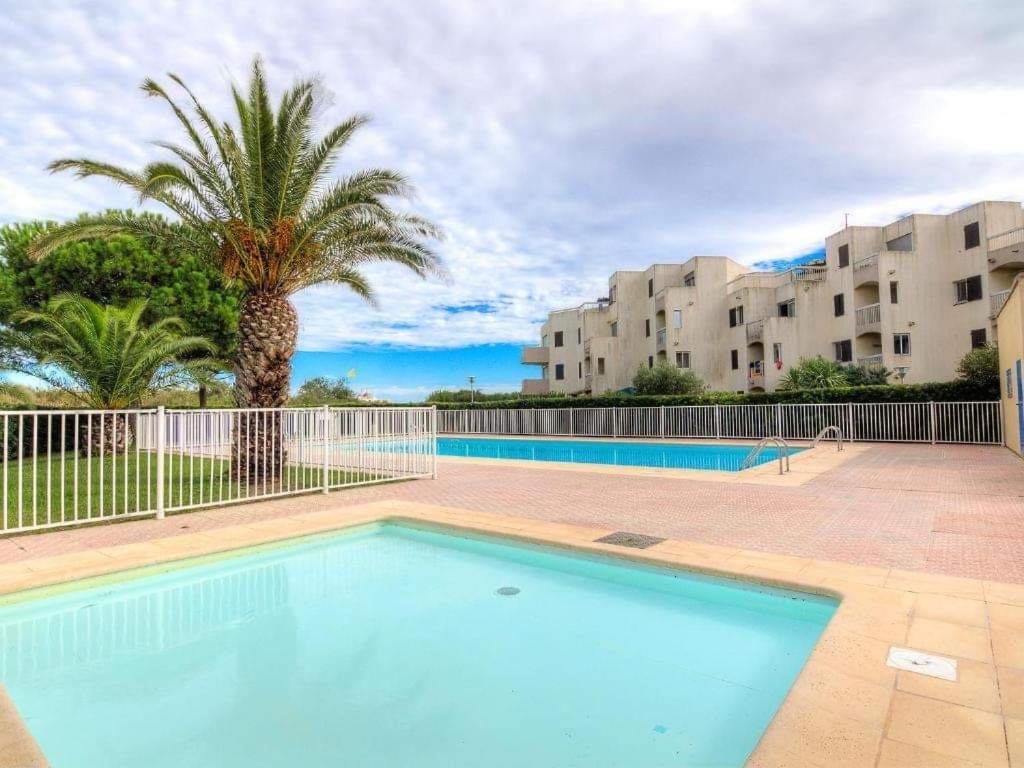 La Penate De Saint Cyp - Residence Les Fregates Vue Mer, Piscine Exterior foto